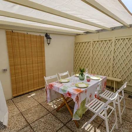 Giardino Al Mare Lägenhet *